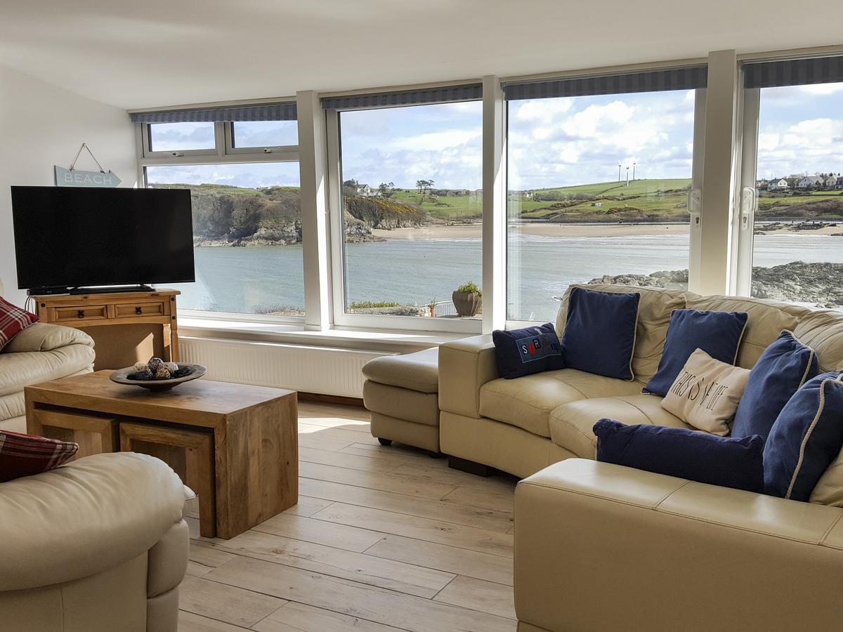 Vila Angorfa Cemaes Bay Exteriér fotografie