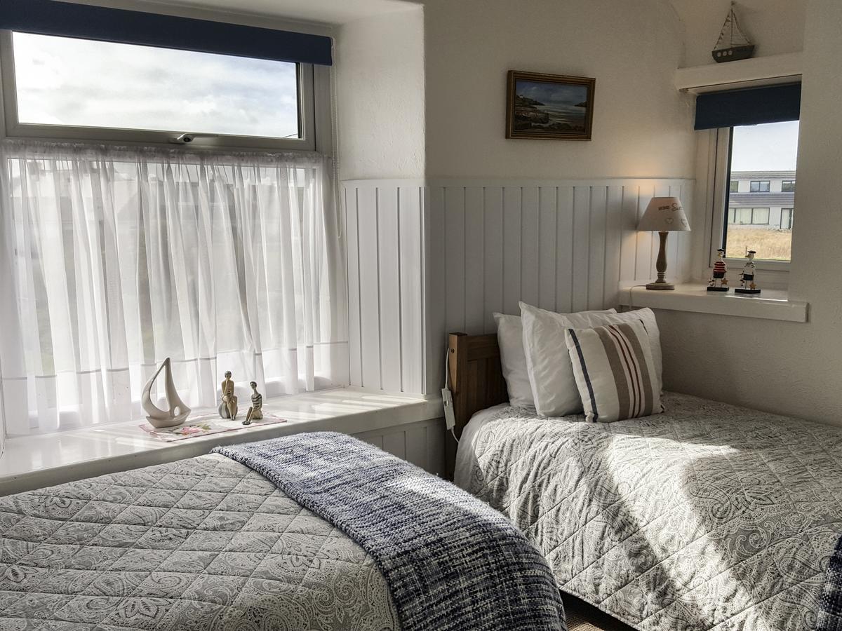 Vila Angorfa Cemaes Bay Exteriér fotografie