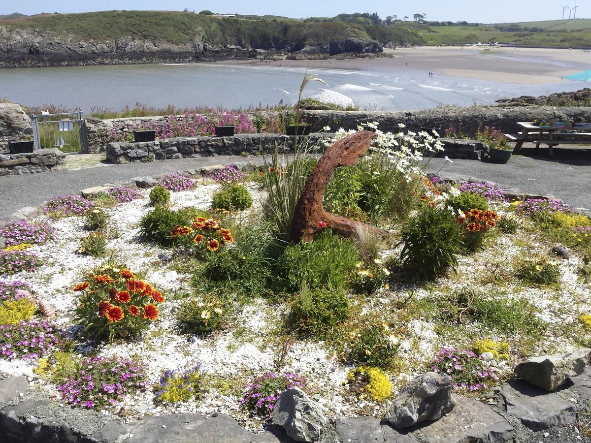Vila Angorfa Cemaes Bay Exteriér fotografie